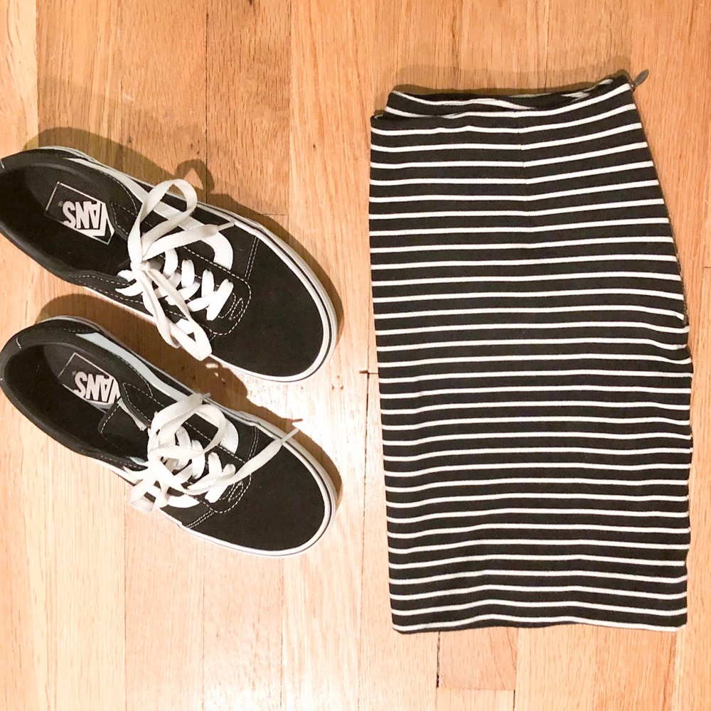 BR Black Striped Mini Skirt - 00